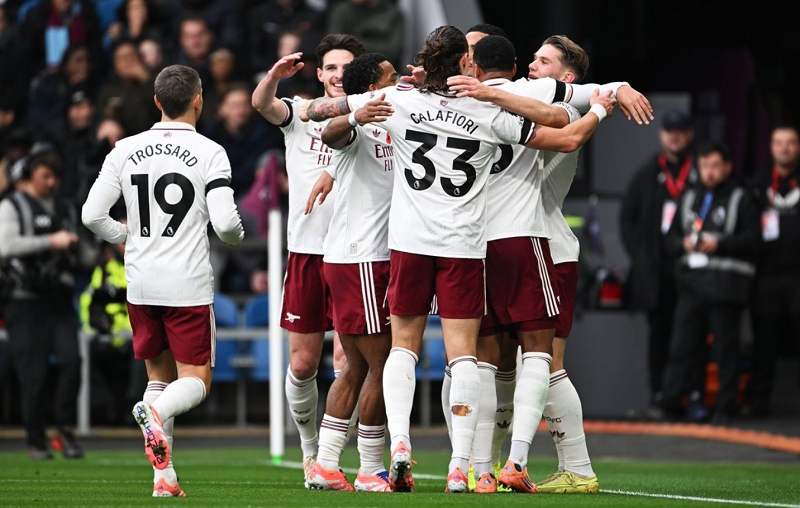 Paul Merson: ‘Arsenal lúc này như một cỗ máy bất khả chiến bại’