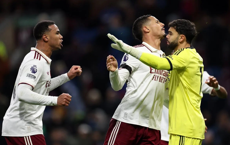 arteta-canh-bao-arsenal-co-nguy-co-kiet-suc-vi-lich-thi-dau